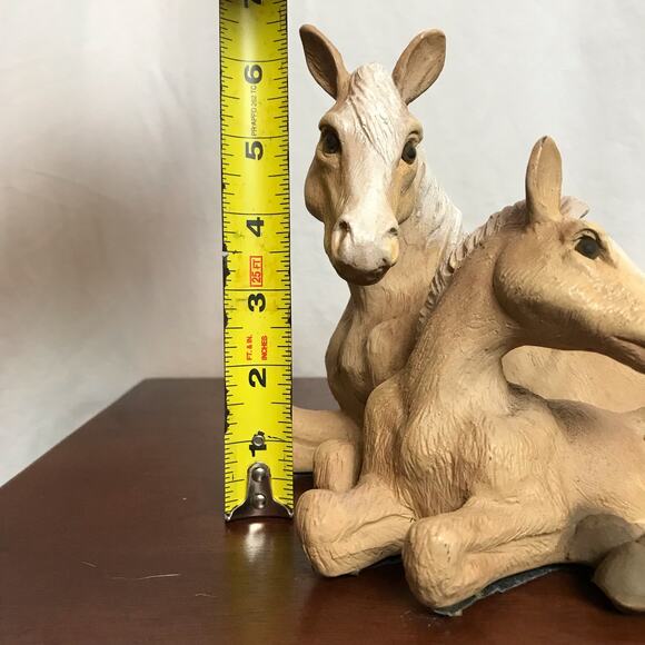 Universal Statuary #268 Dated 1997 Horse & Foal Pals Resin Figure Statue - Picture 11 of 12